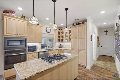 1454 Janets Way, New Braunfels, TX 78130 - Photo 12