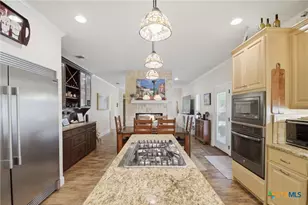 1454 Janets Way, New Braunfels, TX 78130 - Photo 10