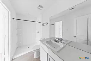 512 Texas Angel Wy, Jarrell, TX 76537 - Photo 14