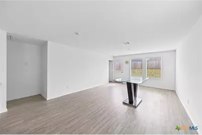 512 Texas Angel Way, Jarrell, TX 76537 - Photo 4