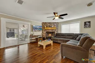 1636 Marigold Dr Dr, New Braunfels, TX 78130 - Photo 12