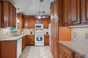 5943 Gavin Ridge Rd, Belton, TX 76513 - Photo 12