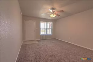 4202 Elms Run Cir, Killeen, TX 76542 - Photo 6