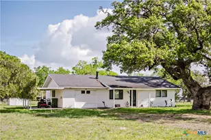 522 Mulberry Rd, Cuero, TX 77954 - Photo 1