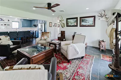 522 Mulberry Road, Cuero, TX 77954 - Photo 2