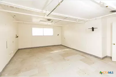 111 S 33rd Street, Temple, TX 76504 - Photo 12