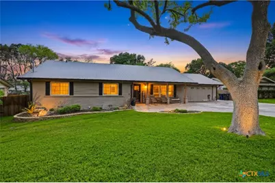 877 Twin Oaks Drive, New Braunfels, TX 78130 - Photo 2