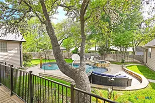 877 Twin Oaks Dr, New Braunfels, TX 78130 - Photo 36