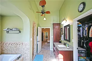 877 Twin Oaks Dr, New Braunfels, TX 78130 - Photo 30