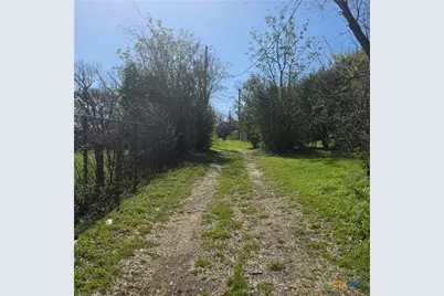 925 N 16th Street, Waco, TX 76707 - Photo 4