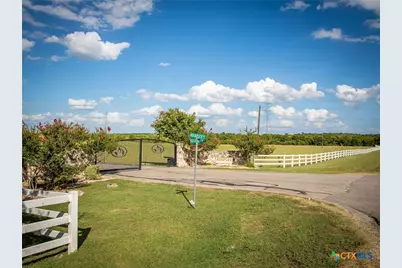 12407 Aquaplex Drive, Buda, TX 78610 - Photo 44