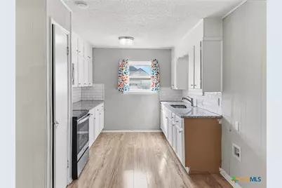 240 Tom Sawyer Street, Evant, TX 76525 - Photo 4