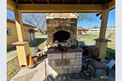 203 N West Street, Yorktown, TX 78164 - Photo 12