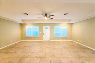 849 Scenic Hills Dr, Canyon Lake, TX 78133 - Photo 8