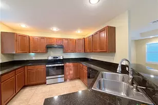 849 Scenic Hills Dr, Canyon Lake, TX 78133 - Photo 10