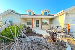 849 Scenic Hills Dr, Canyon Lake, TX 78133 - Photo 2