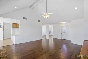 509 Dunbar Dr, Victoria, TX 77904 - Photo 12