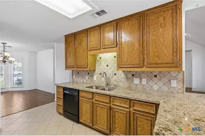 509 Dunbar Drive, Victoria, TX 77904 - Photo 16