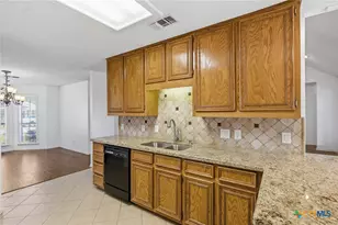 509 Dunbar Dr, Victoria, TX 77904 - Photo 16