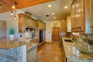 230 Falling Hls, New Braunfels, TX 78132 - Photo 12