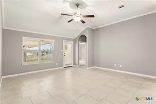 1974 Kalli Jo Ln, New Braunfels, TX 78130 - Photo 4