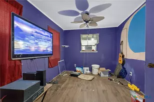 1840 Katy St, New Braunfels, TX 78130 - Photo 12