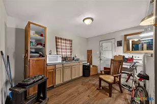 1840 Katy St, New Braunfels, TX 78130 - Photo 24