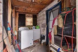 1840 Katy St, New Braunfels, TX 78130 - Photo 16