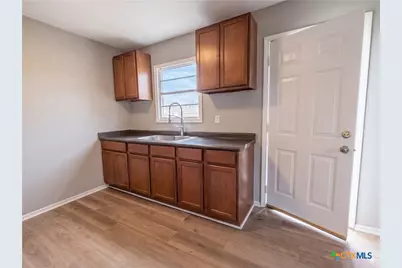 810 Attas Avenue, Killeen, TX 76541 - Photo 4