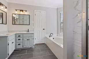 840 Long Horn Trail, Belton, TX 76513 - Photo 30