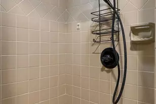 4330 Holw Hl Dr, San Antonio, TX 78217 - Photo 18