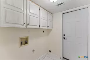 4330 Holw Hl Dr, San Antonio, TX 78217 - Photo 14