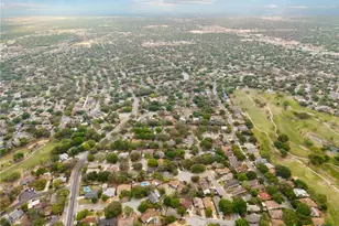 4330 Holw Hl Dr, San Antonio, TX 78217 - Photo 32