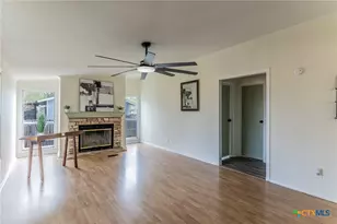 1901 Pecan St, San Marcos, TX 78666 - Photo 6