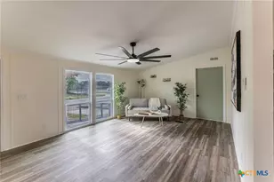 1901 Pecan St, San Marcos, TX 78666 - Photo 2