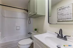 1901 Pecan St, San Marcos, TX 78666 - Photo 18