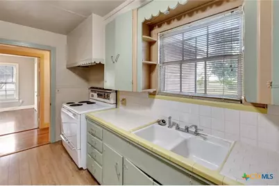 10610 State Highway 185, Victoria, TX 77905 - Photo 8