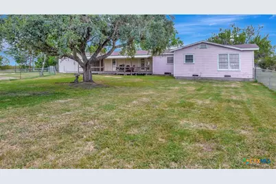 10610 State Highway 185, Victoria, TX 77905 - Photo 22