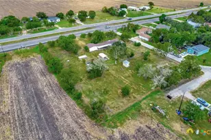 10610 State Hwy 185, Victoria, TX 77905 - Photo 18