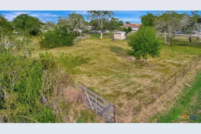 10610 State Highway 185, Victoria, TX 77905 - Photo 26