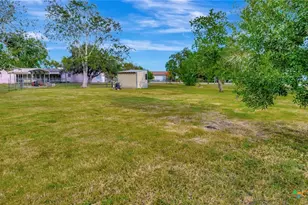 10610 State Hwy 185, Victoria, TX 77905 - Photo 20