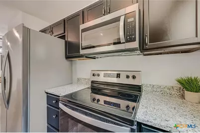 6913 Shannon Drive, Austin, TX 78724 - Photo 6
