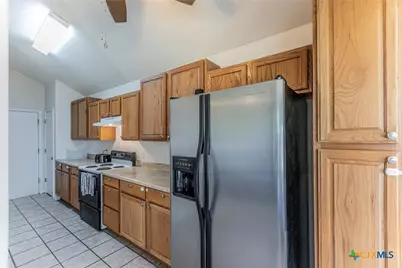 407 Sterling Manor Ct, Temple, TX 76502 - Photo 6