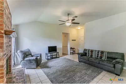 407 Sterling Manor Ct, Temple, TX 76502 - Photo 4