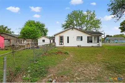 2011 N Jecker, Victoria, TX 77901 - Photo 20
