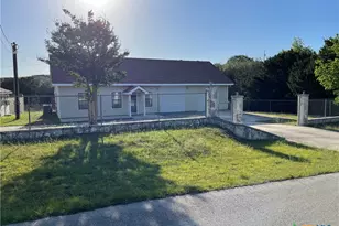 1375 Canyon Trce, Canyon Lake, TX 78133 - Photo 1