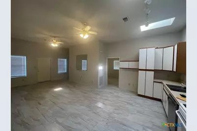 1375 Canyon Trace #B, Canyon Lake, TX 78133 - Photo 2