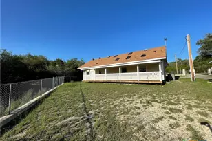 1375 Canyon Trce, Canyon Lake, TX 78133 - Photo 8