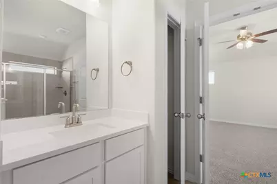 2110 Shepards Street, Seguin, TX 78155 - Photo 12