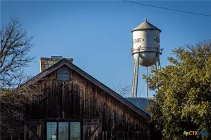 1247 Gruene Rd, New Braunfels, TX 78130 - Photo 32